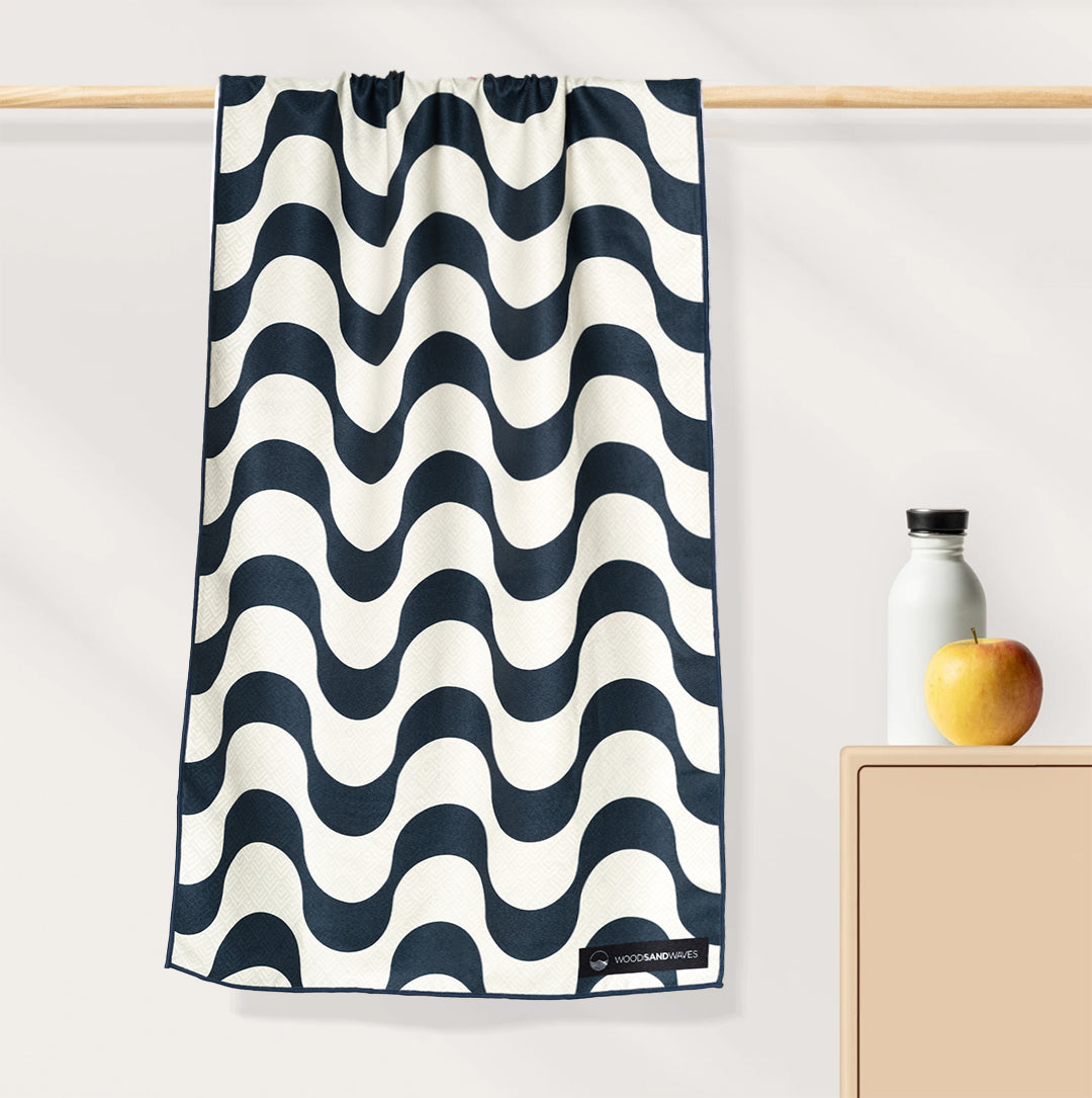 Copacabana - Ultra-leichtes Outdoor-und Wanderhandtuch  - 80cm x 40cm - WOODSANDWAVES