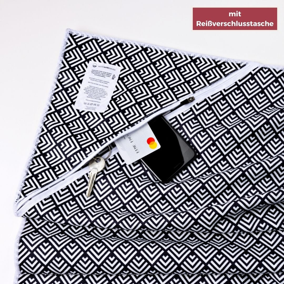 Mosaics - Stranddecke XXL - 180cm x 160cm - leicht, kompakt & sandabweisend - WOODSANDWAVES