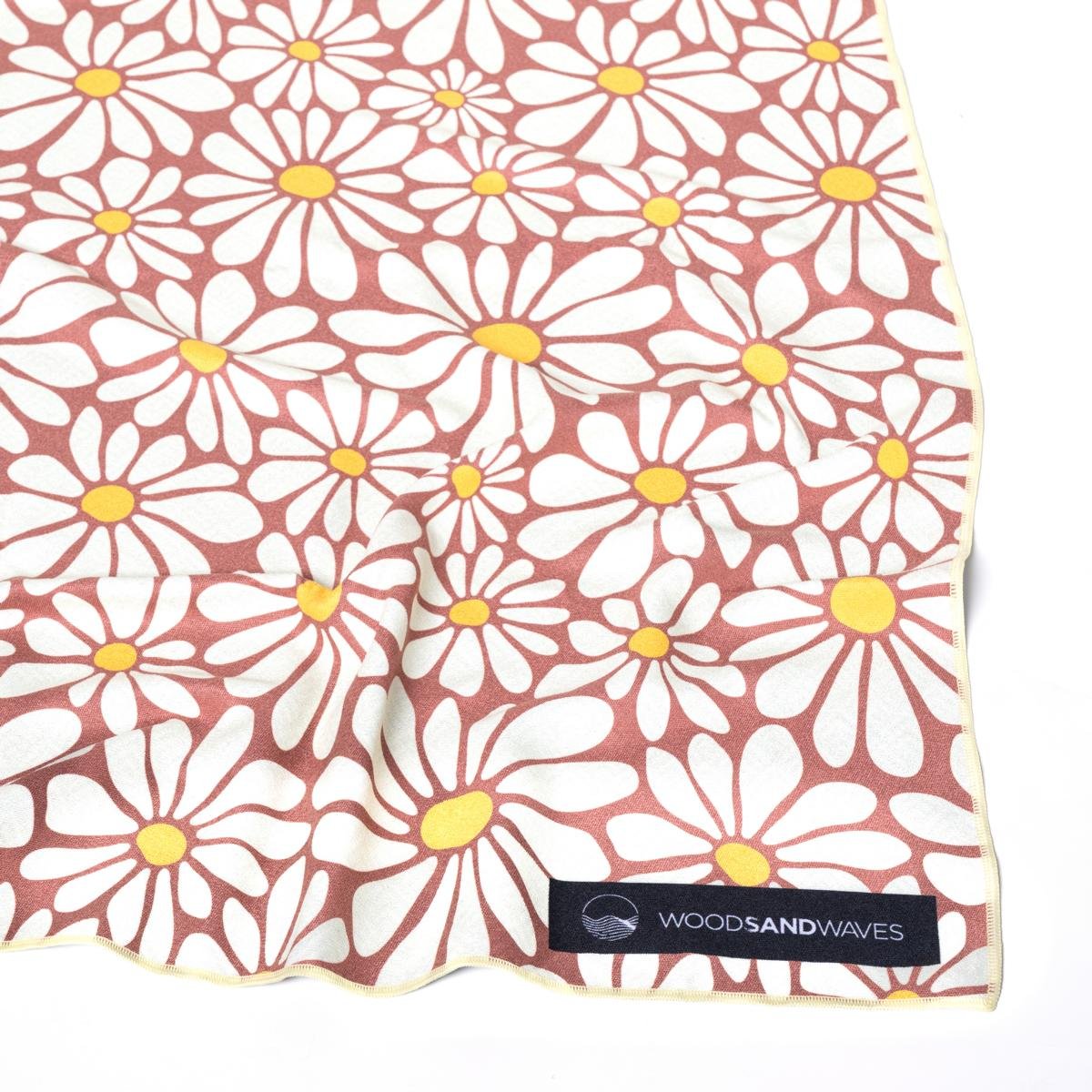 Flower Breeze - Stranddecke XXL - leicht, kompakt & sandabweisend - woodsandwaves.co