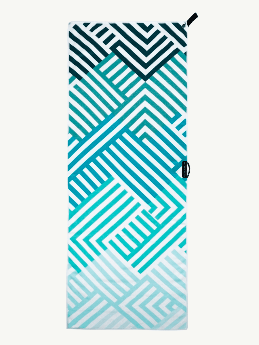 Mint Relaxation - Sporthandtuch mit Magnet & Zipper - Tasche - woodsandwaves.co