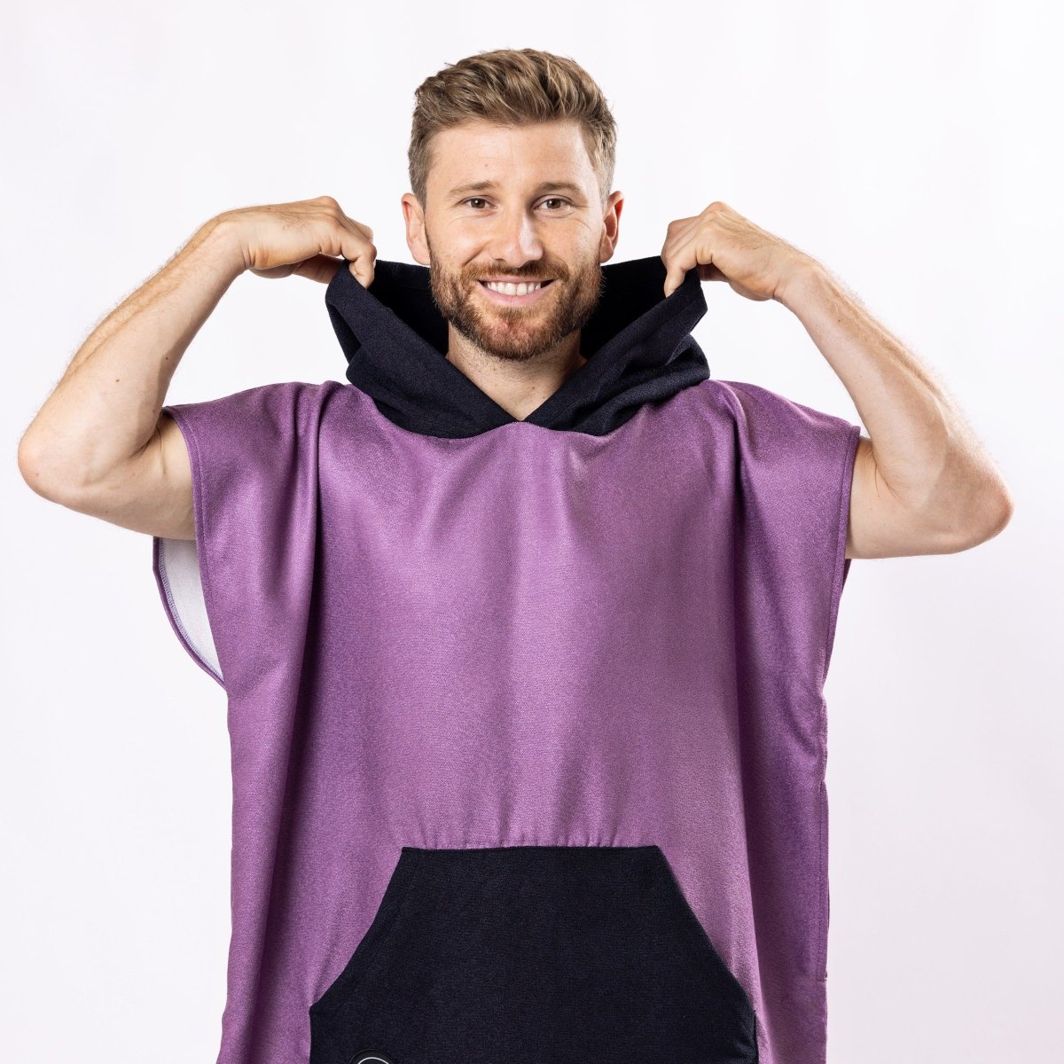 Surf - Poncho - für Frauen & Männer - aus schnelltrocknender und leichter Mikrofaser - woodsandwaves.co