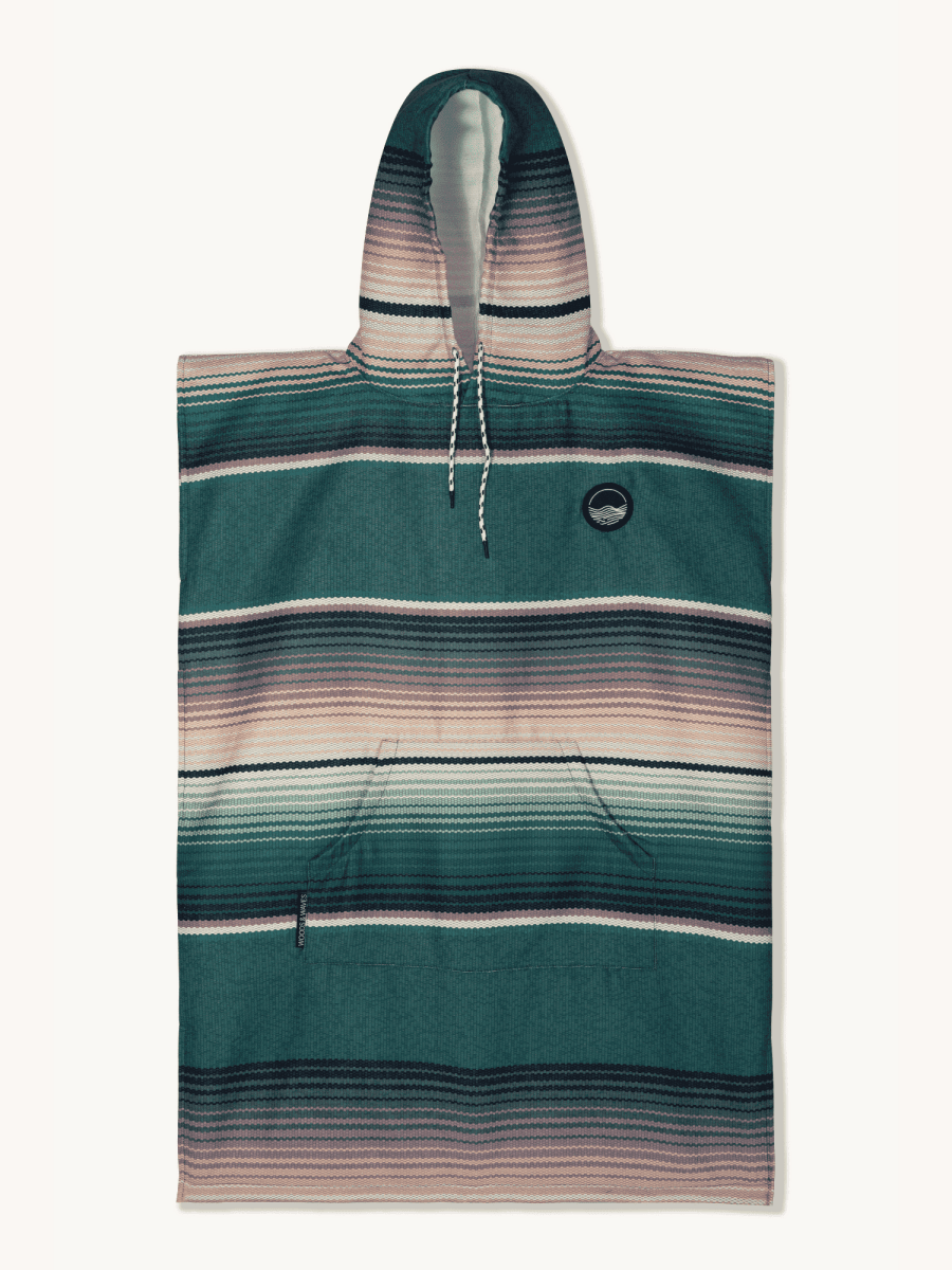 Surf - Poncho - für Frauen & Männer - aus schnelltrocknender und leichter Mikrofaser - Evergreen - woodsandwaves.co